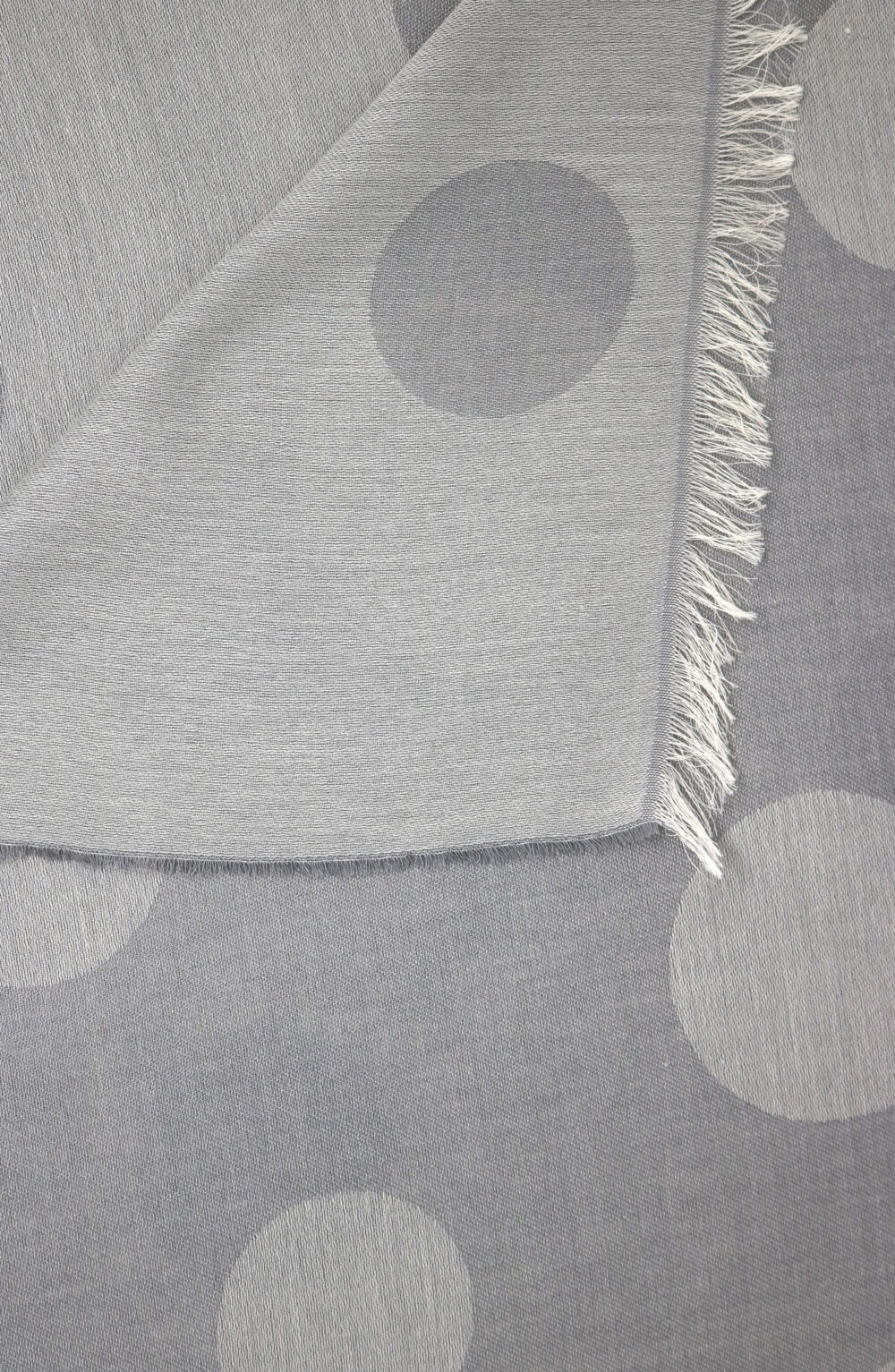 Women scarf grey color with big pois - Image 5