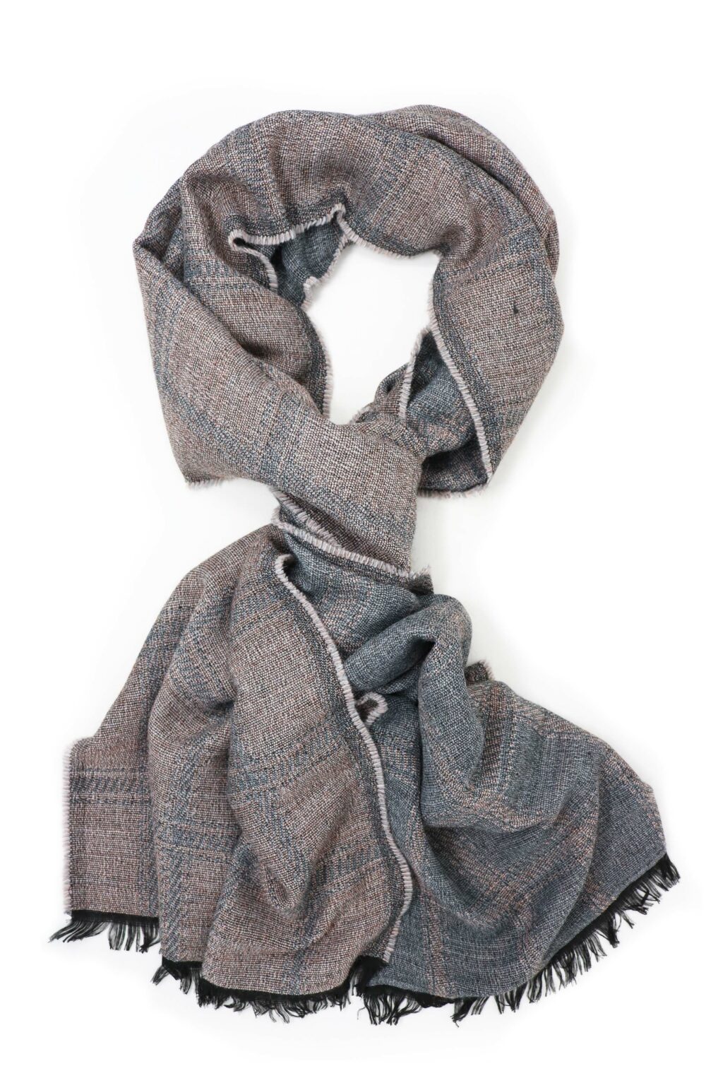 Elegant Women scarf with modern tartan design pink - Image 2
